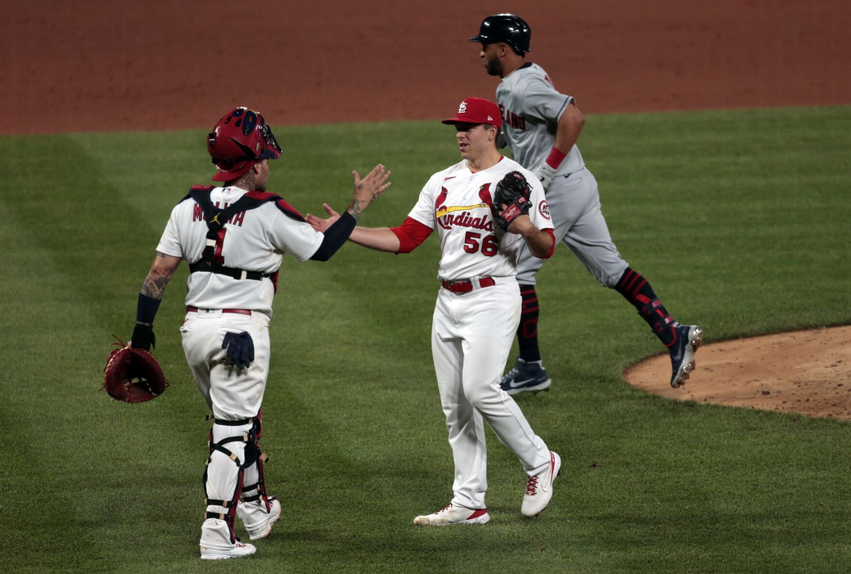 Cardinals break losing streak with 8-2 win over Cleveland